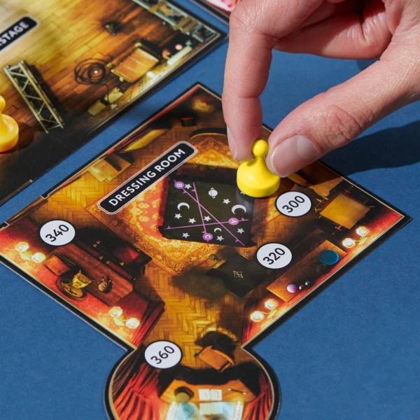 ΕΠΙΤΡΑΠΕΖΙΟ ΠΑΙΧΝΙΔΙ CLUEDO ESCAPE THE ILLUSIONIST CLUB