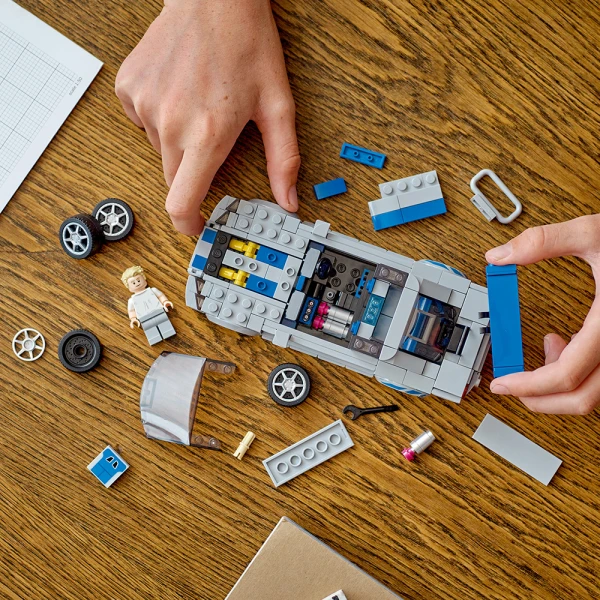 LEGO® SPEED CHAMPIONS 2 FAST 2 FURIOUS NISSAN SKYLINE GT-R (R34)