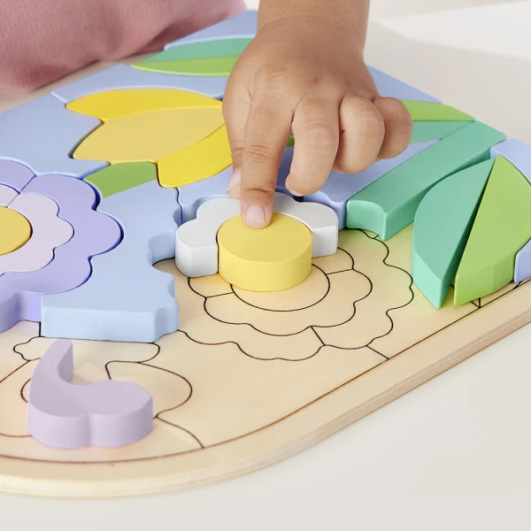 FISHER PRICE ΞΥΛΙΝΟ ΠΑΖΛ 38 τεμ. ΛΟΥΛΟΥΔΙΑ