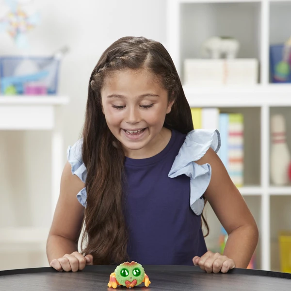 YELLIES SPIDER WITH PERSONALITY - 6 DESIGNS
