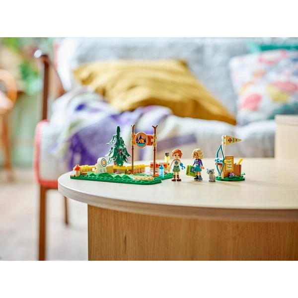 LEGO® FRIENDS ΠΕΔΙΟ ΤΟΞΟΒΟΛΙΑΣ ΣΤΗΝ ΚΑΤΑΣΚΗΝΩΣΗ ΤΗΣ ΠΕΡΙΠΕΤΕΙΑΣ