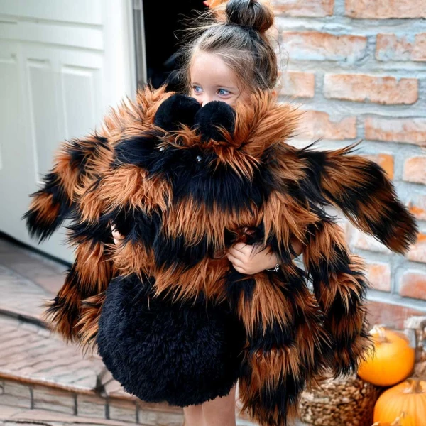 GIANT PLUSH TARANTULA 85 cm