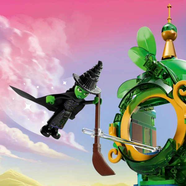 LEGO® WICKED WELCOME TO EMERALD CITY