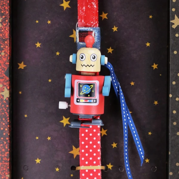 SYNCHRONIA HANDMADE CANDLE 30 cm WOODEN WIND-UP ROBOT RED
