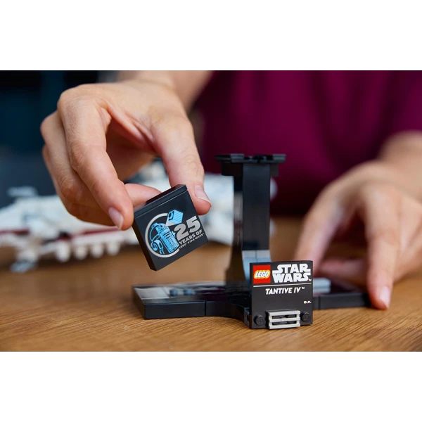 LEGO® STAR WARS™ TANTIVE IV™