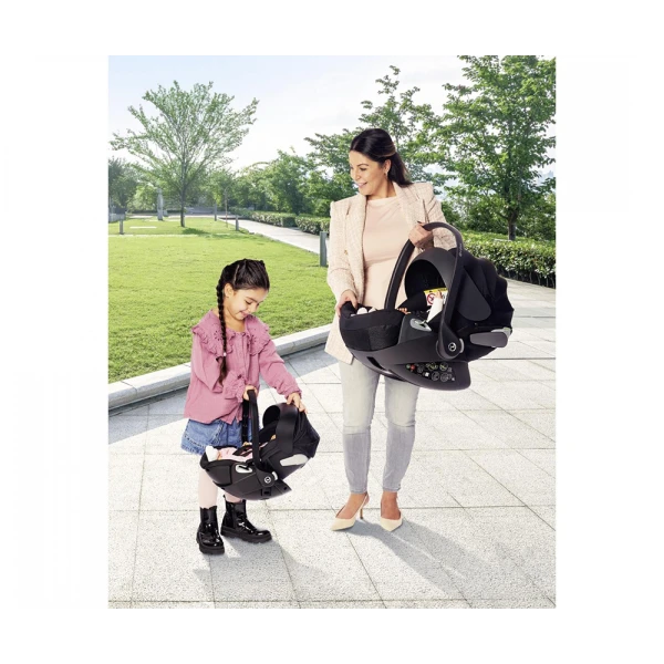 COROLLE CYBEX DOLL CARRIER WITH HANDLE BLACK