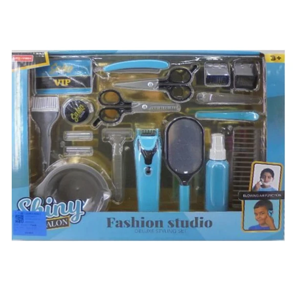 LITTLE BARBER – LARGE PLAYSET WITH BATTERY-OPERATED HAIR CLIPPER