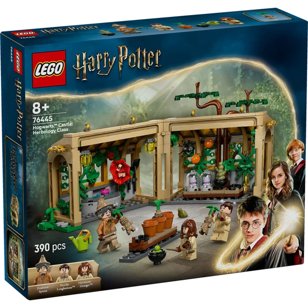 LEGO® HARRY POTTER™ HOGWARTS™ CASTLE: HERBOLOGY CLASS