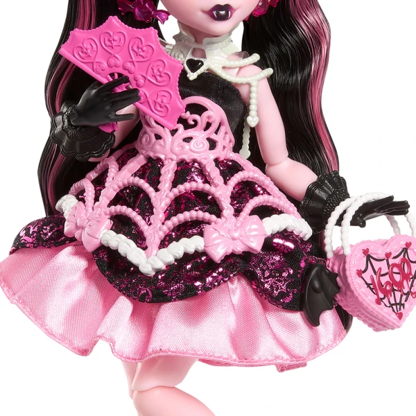 MONSTER HIGH DOLL SCARY SWEET BIRTHDAY - DRACULAURA