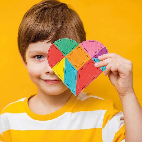 HAPPIHOBBI MAGNET MAGICAL SHAPES 26 EDUCATIONAL PAPER MAGNETS 