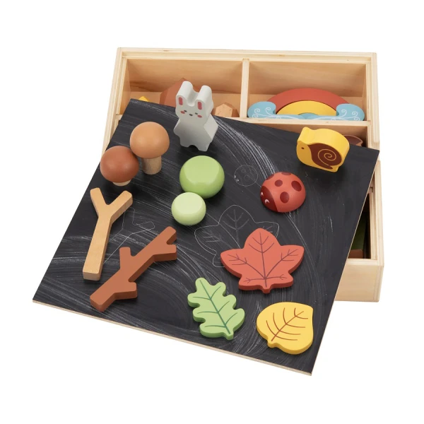 WOODEN SET FOREST