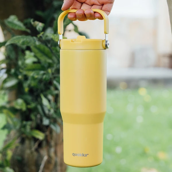 QUOKKA THERMAL STAINLESS STEEL TUMBLER WITH STRAW & HANDLE CORE 860ml SAFFRON YELLOW