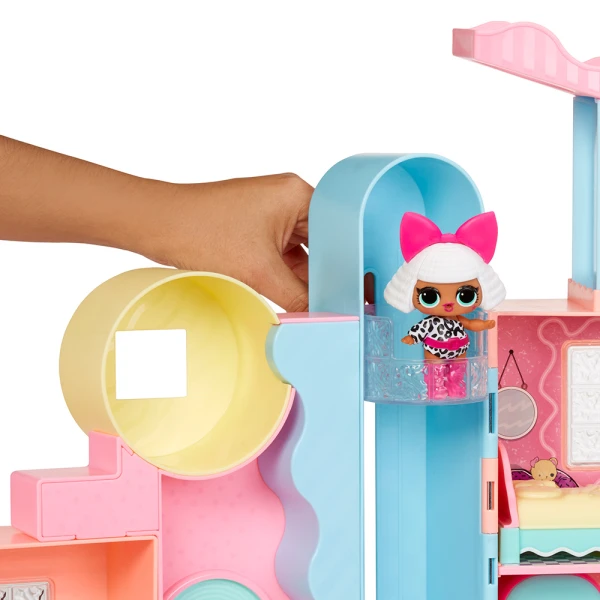 LOL SURPRISE SQUISH SAND MAGIC HOUSE WITH TOT SISTER