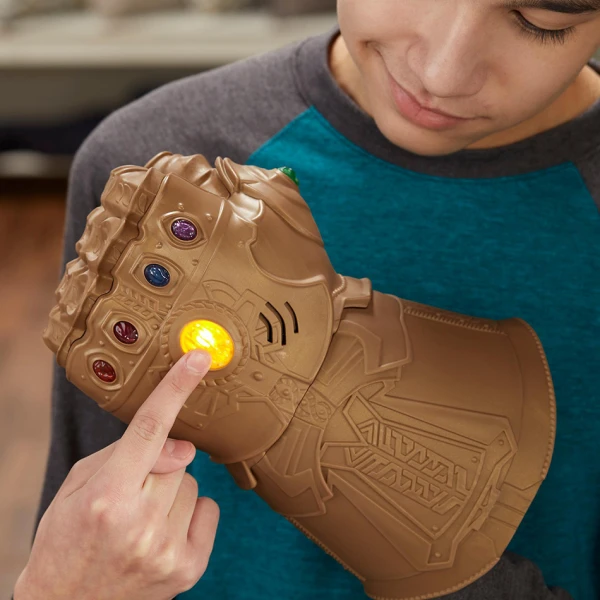 AVENGERS INFINITY GAUNTLET