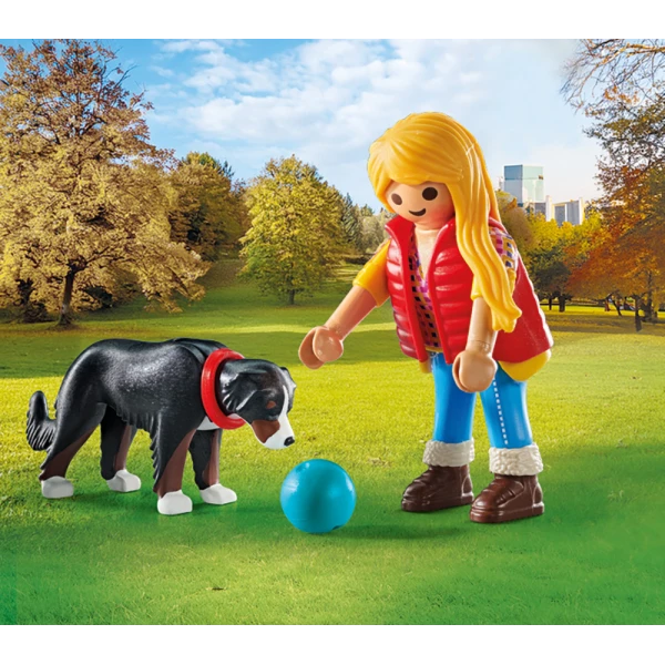 PLAYMOBIL MY LIFE ΓΥΝΑΙΚΑ ΜΕ ΟΡΕΙΝΟ ΣΚΥΛΟ ΜΠΕΡΝΙΖ