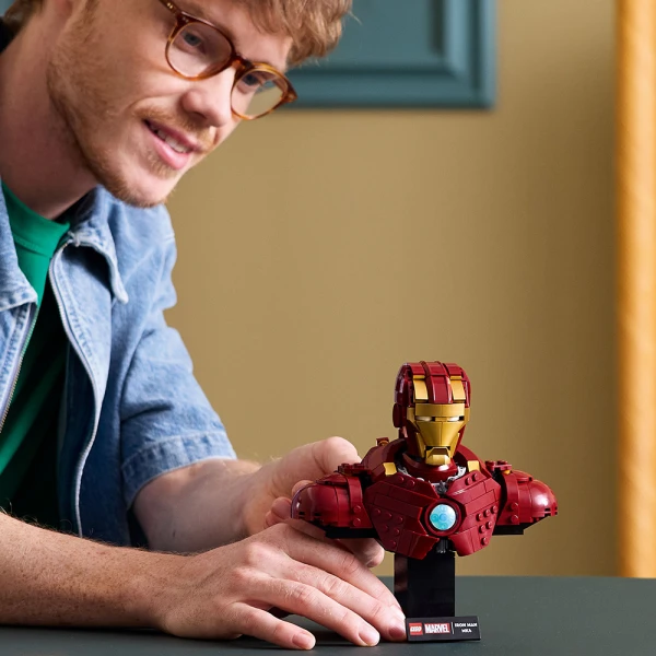 LEGO® MARVEL IRON MAN MK4 BUST
