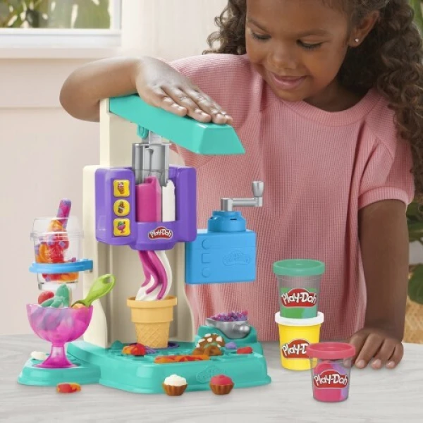 PLAY-DOH ΣΕΤ ΠΑΙΧΝΙΔΙΟΥ RAINBOW SWIRL ICE CREAM