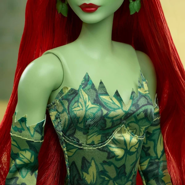 ΣΥΛΛΕΚΤΙΚΗ ΚΟΥΚΛΑ BARBIE BATMAN 85TH ANNIVERSARY - POISON IVY