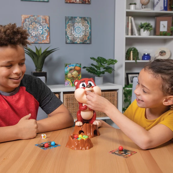AS GAMES BOARD GAME SQUIRREL YUM YUM FOR AGES 4+ AND 2-4 PLAYERS