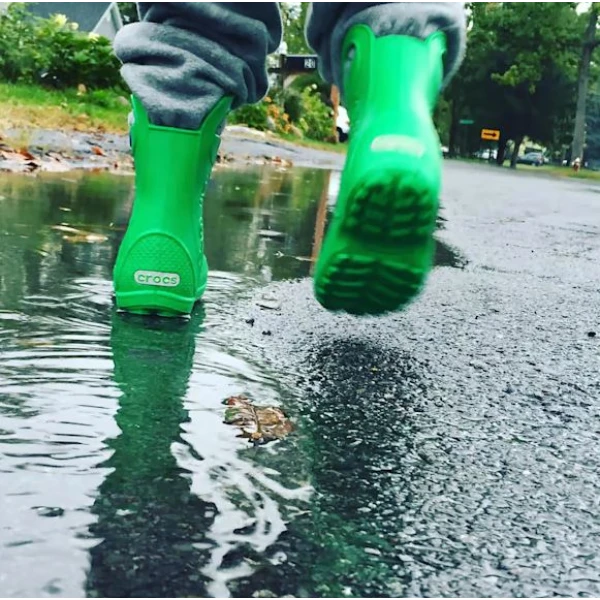 CROCS HANDLE IT RAIN BOOTS KIDS GRASS GREEN
