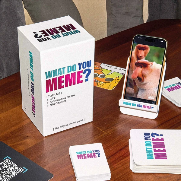 AS GAMES BOARD GAME WHAT DO YOU MEME? NOW WITH GIFS FOR AGES 8+ AND 3-8 PLAYERS