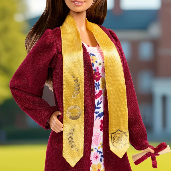 BARBIE SIGNATURE DOLL GRADUATION WISHES