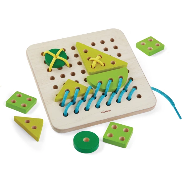 PLAN TOYS ΞΥΛΙΝΟ ΠΑΙΧΝΙΔΙ ΠΙΝΑΚΑΣ ΜΕ ΚΟΡΔΟΝΙΑ