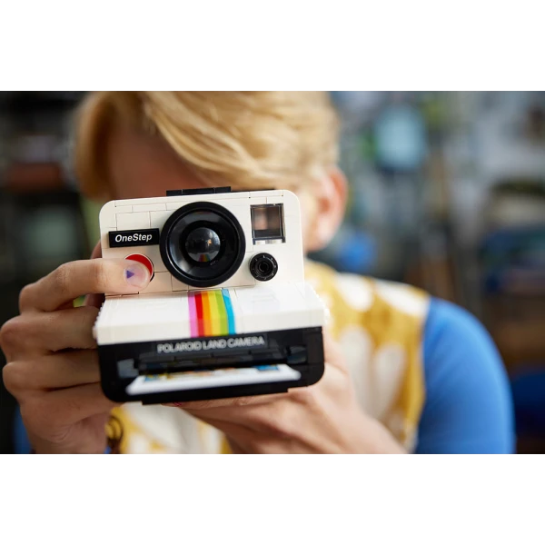 LEGO® IDEAS POLAROID ONESTEP SX-70 CAMERA